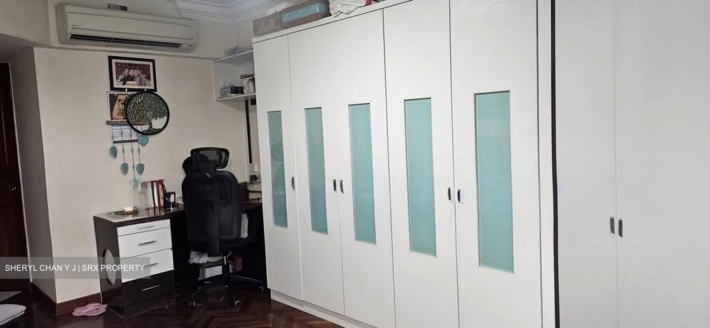 Melville Park (D18), Condominium #569564971